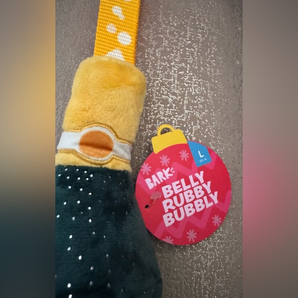 BARK BELLY RUBBY BUBBLY, CRAZY CRINKLE, TUG
STRAP & SQUEAKER Large Dog Toy - Picture 4 of 4